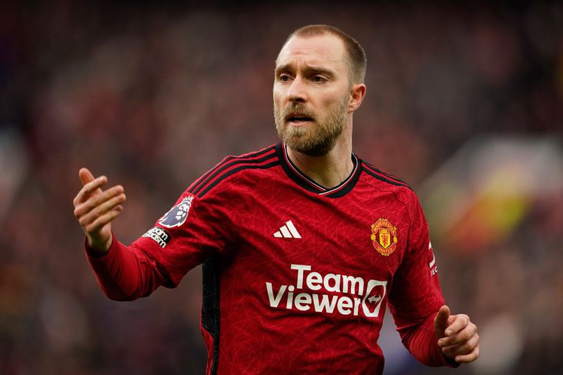Christian Eriksen dalam laga Manchester United vs Fulham di Premier League 2023/2024, Sabtu (24/2/2024) malam WIB. (c) AP Photo/Dave Thompson