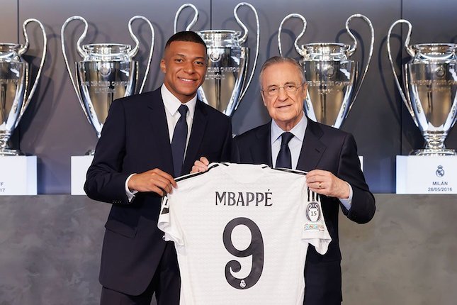 Kylian Mbappe diperkenalkan sebagai pemain baru Real Madrid (c) Real Madrid CF